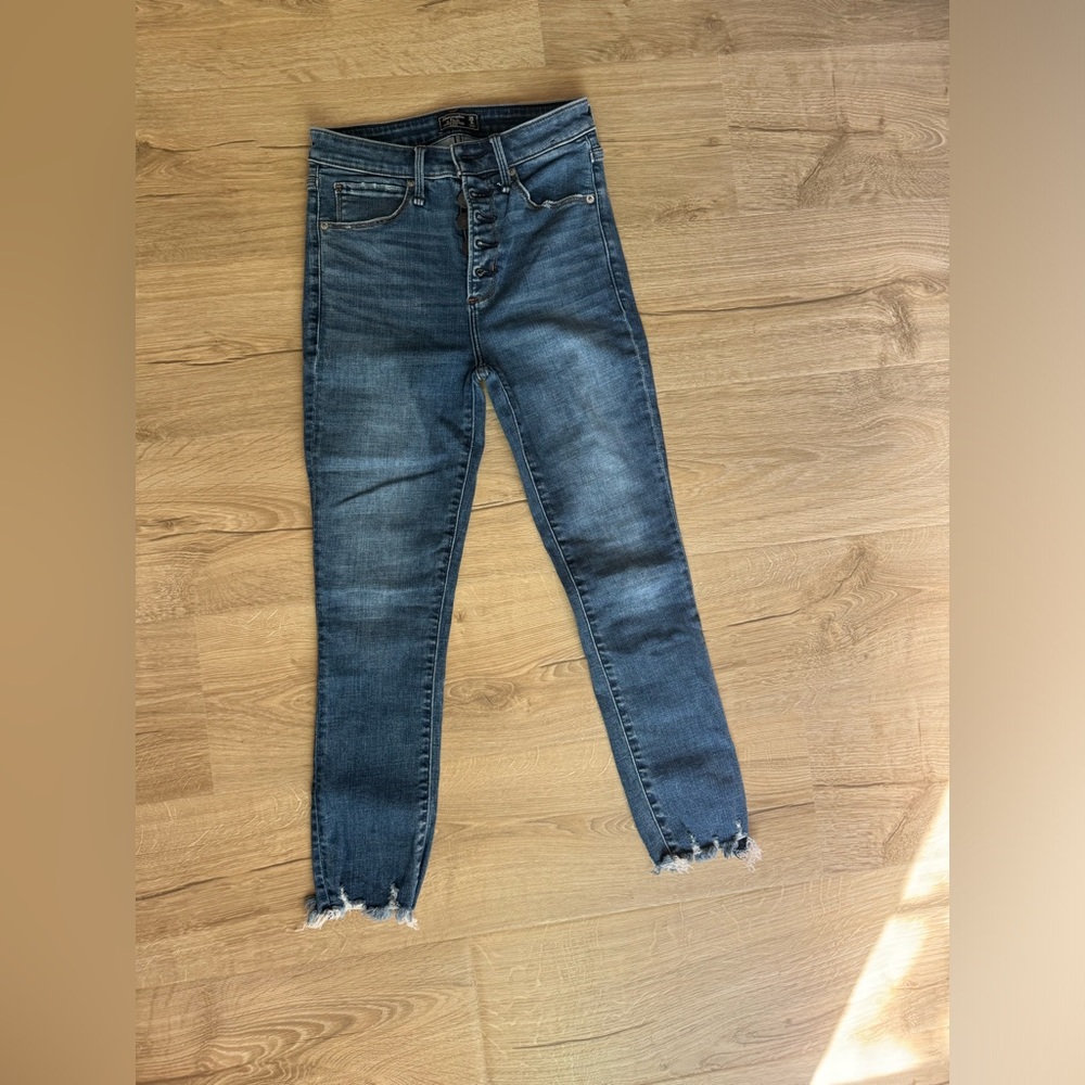Abercrombie Simone High Rise Ankle Jeans